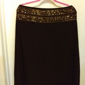 Slinky nowrinklematerial Suzie City Skirt stretch solid brown gold sequin accent